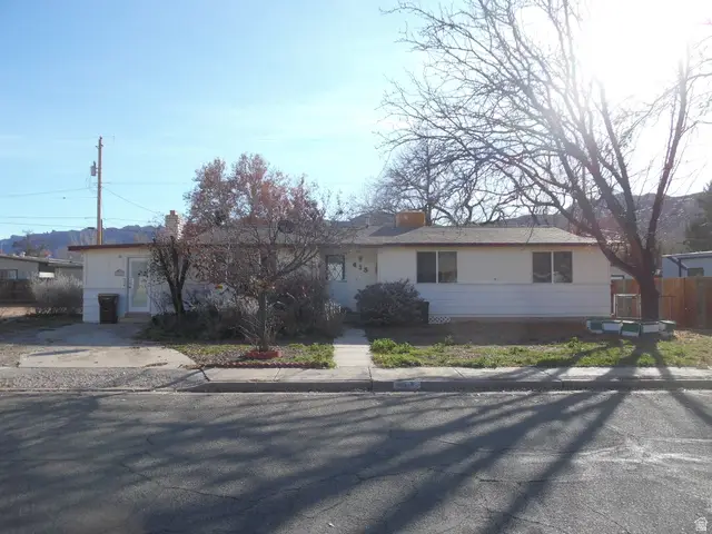 413 W Mcgill Blvd, Moab, UT 84532 - Image #1