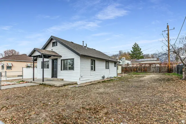 8823 S 300 E, Sandy, UT 84070 - Image #2