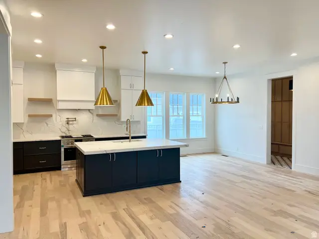 11037 S Lake Island Dr #3-378, South Jordan, UT 84009 - Image #3