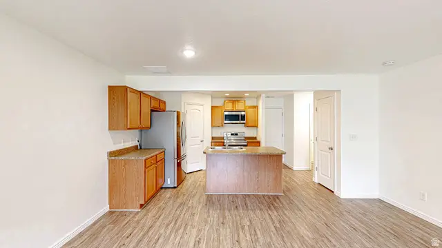 1228 N Cattail Dr, Spanish Fork, UT 84660 - Image #2