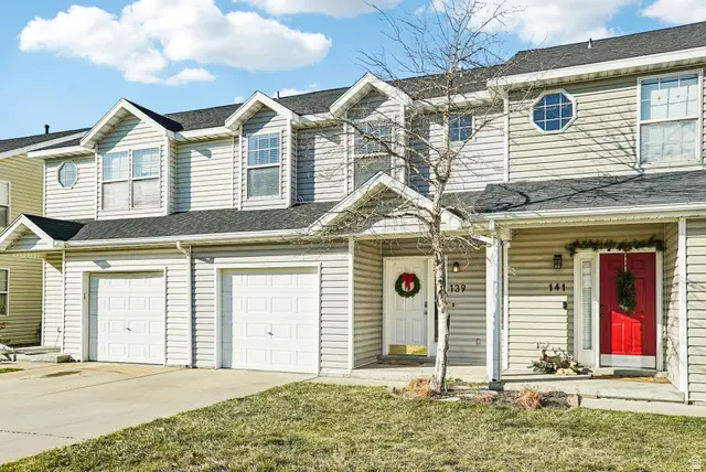 139 E Wayfield Dr S, Draper, UT 84020 - Image #2