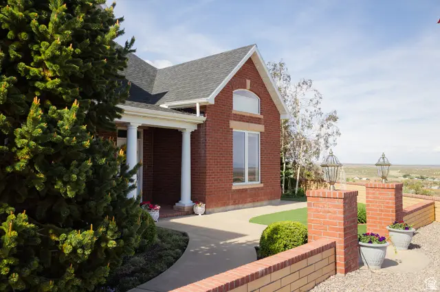 1380 N 300 W, Blanding, UT 84511 - #3