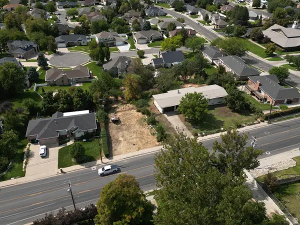 1421 N Main St, Centerville, UT 84014