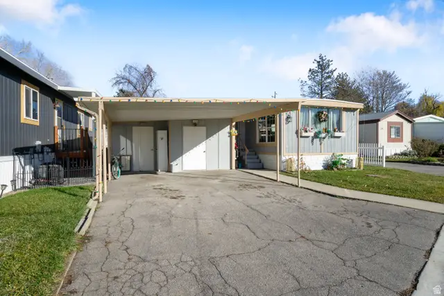 313 E Vagabond Dr, Murray, UT 84107 - Image #3