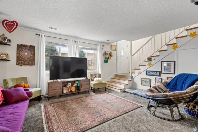 2349 W Chateau Dr, Roy, UT 84067 - Image #2