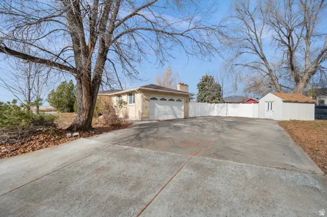 2455 S Bluff Rd, Syracuse, UT 84075 - Image #3