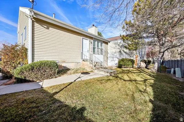4133 S Eastern Park Ln, West Valley City, UT 84119 - #3