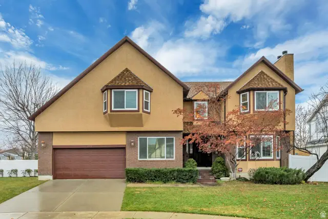 1972 E Everleigh Cir, Sandy, UT 84093 - Image #1