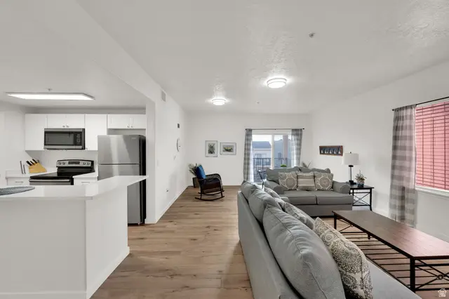 165 W Albion Village Way #202, Sandy, UT 84070 - Image #3