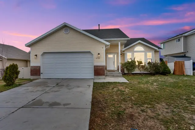 6731 S Adventure Way, West Jordan, UT 84081 - #2