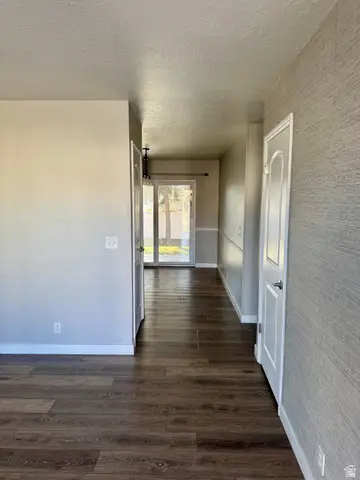 888 E Dupler Rd, Sandy, UT 84094 - Image #3