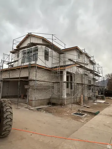 1432 W Pleasant View Dr, Kaysville, UT 84037