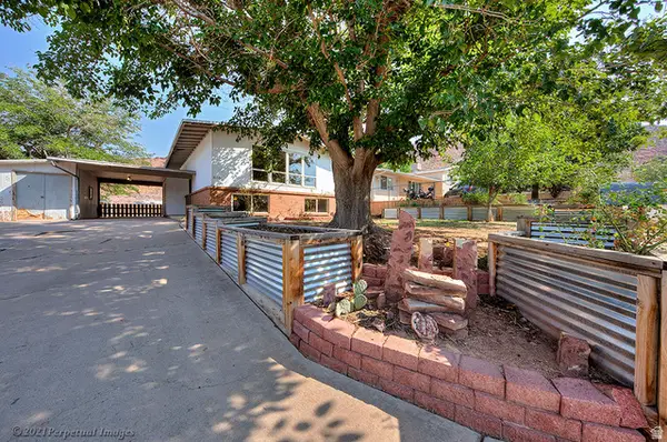 615 Rosetree Ln, Moab, UT 84532