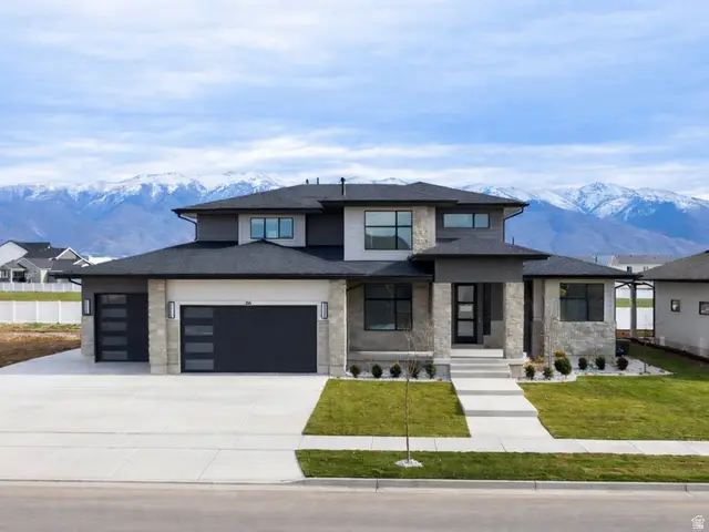316 N Amber Ln, Layton, UT 84041 - #1