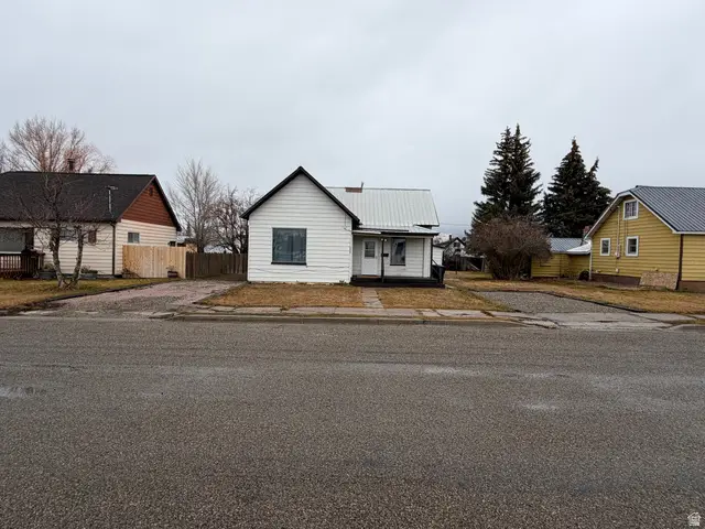 1014 Jefferson St, Montpelier, ID 83254 - #1