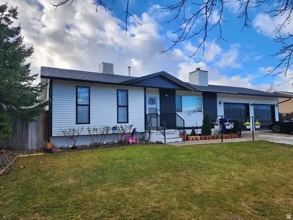 3759 W Ettenmore Cir S, Taylorsville, UT 84129