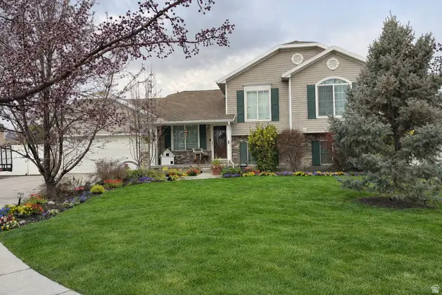 5870 Colt Hollow Ct, Herriman, UT 84096 - Image #1