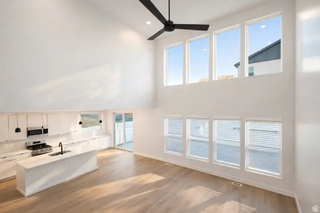 6719 S Vaughn Ln #10, Midvale, UT 84047 - Image #2