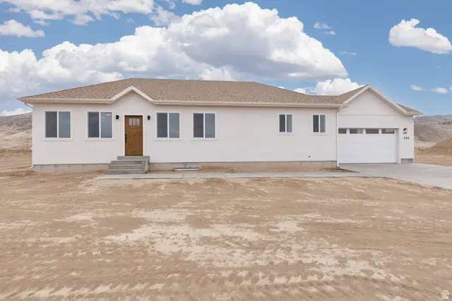 733 S Black Knoll Rd, Sigurd, UT 84657 - #1