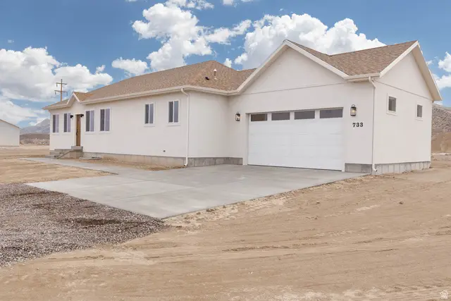 733 S Black Knoll Rd, Sigurd, UT 84657 - #3
