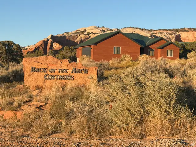 16 E Pioneer Dr #6, Moab, UT 84532 - Image #1