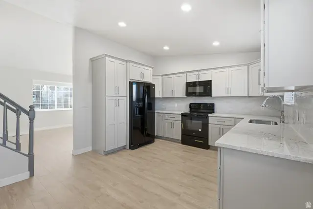 5751 S Dynasty Oaks Cir W, Taylorsville, UT 84118 - Image #3