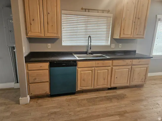 7961 S Pioneer St, Midvale, UT 84047 - Image #2