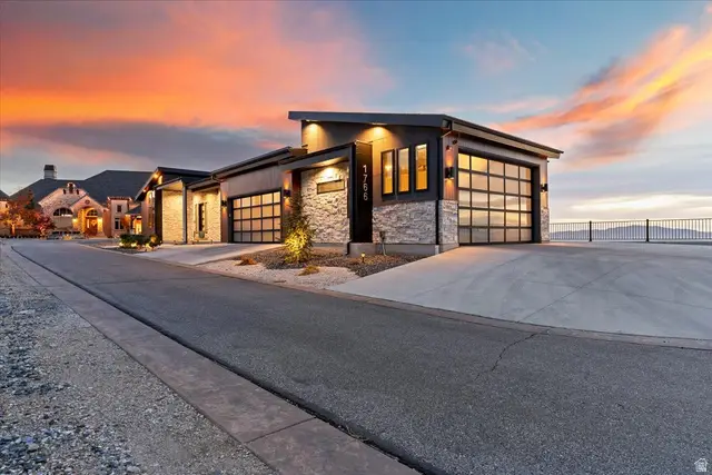 1766 View Ct, Fruit Heights, UT 84037 - Image #3