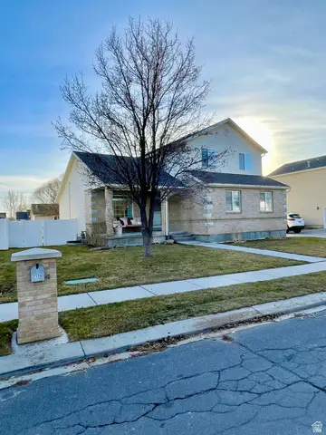 2126 E Lodge Pole Dr, Eagle Mountain, UT 84005 - Image #2