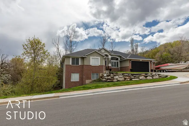 1907 N Bridge Ct, Layton, UT 84040 - #3