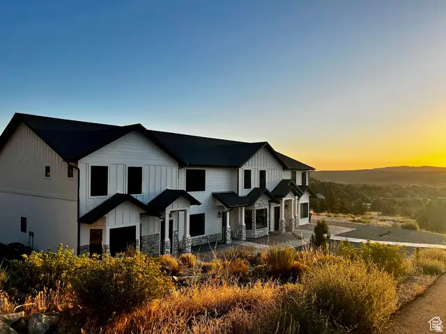 421 E White Sands Way #D, Orderville, UT 84758 - Image #1