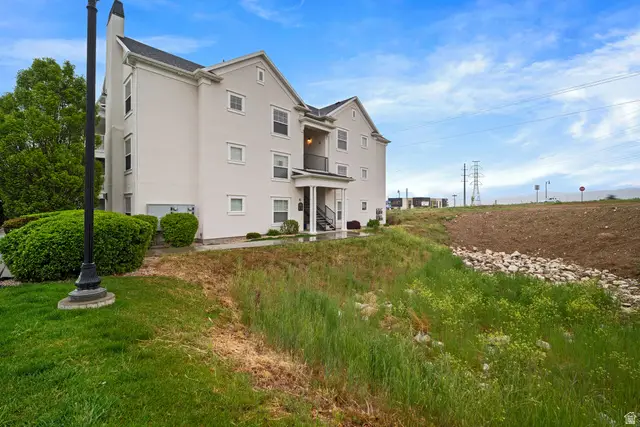 11782 S Currant W #108, South Jordan, UT 84009 - Image #2