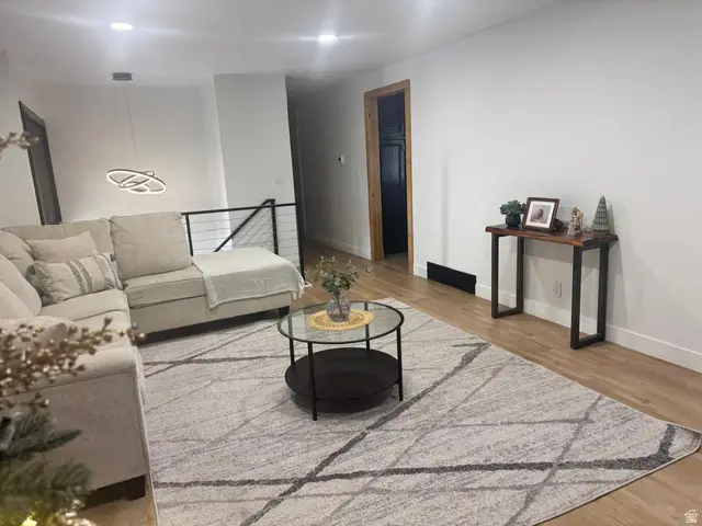 7899 S 930 E, Sandy, UT 84094 - Image #2