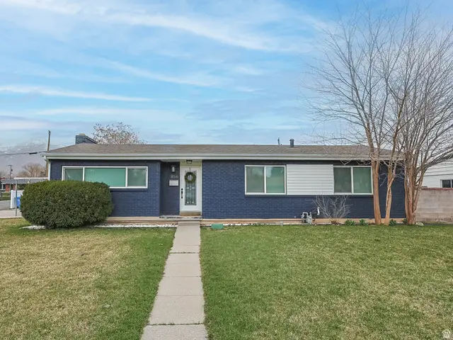 1856 E Brookhill Dr, Cottonwood Heights, UT 84121 - Image #1