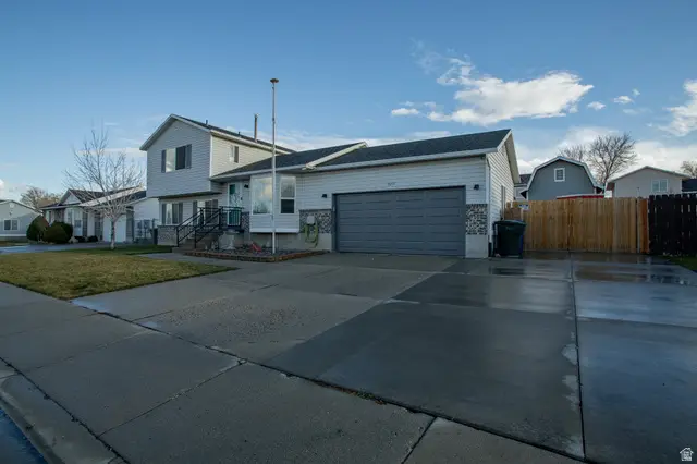 6211 W Pepper Pond Ln, West Valley City, UT 84128 - Image #2