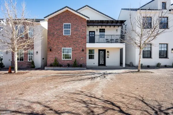 4234 W Cambridge Pkwy, Hurricane, UT 84737