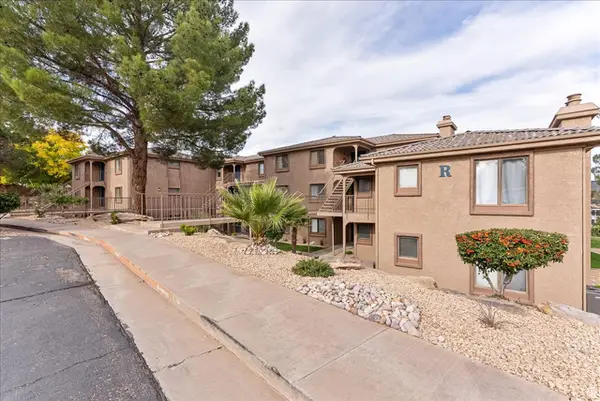 860 S Village Rd W #R4, St. George, UT 84770