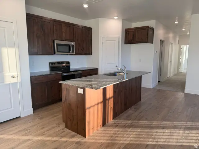 844 S 200 E #4-304, Spanish Fork, UT 84660 - Image #2