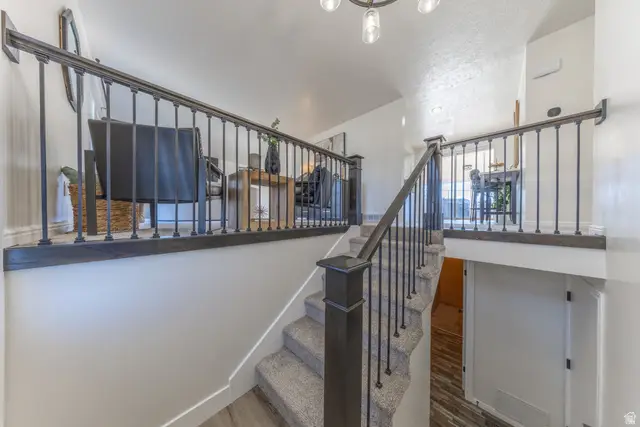 626 E 2150 S, Bountiful, UT 84010 - Image #2