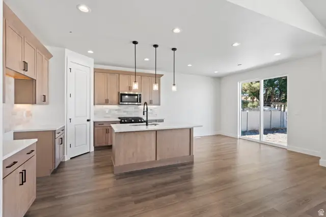 238 W Hillcrest Dr, Spanish Fork, UT 84660 - Image #3