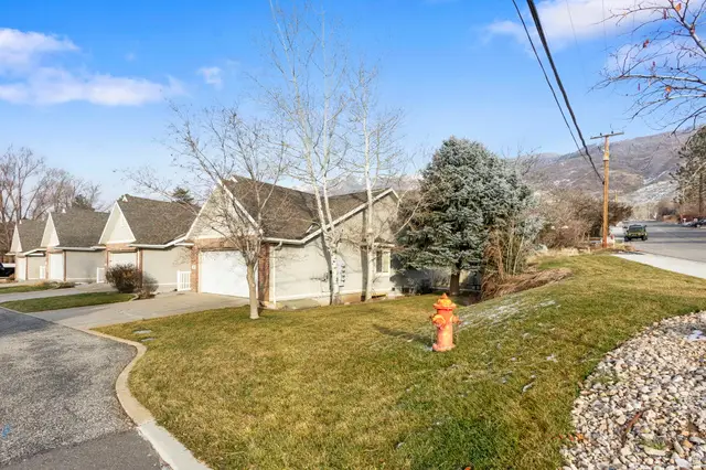 660 N 1340 E #8, Fruit Heights, UT 84037 - Image #3