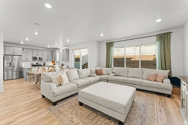 966 W Ruddy Clover Ln N, Saratoga Springs, UT 84045 - Image #1