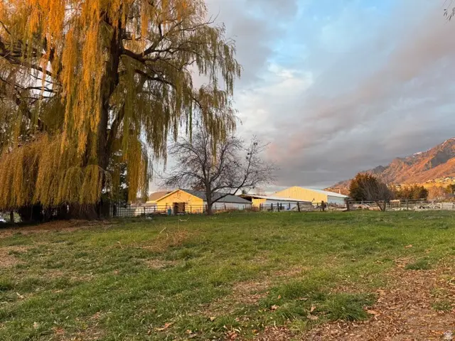 204 E Lomond View Dr, North Ogden, UT 84414 - Image #2