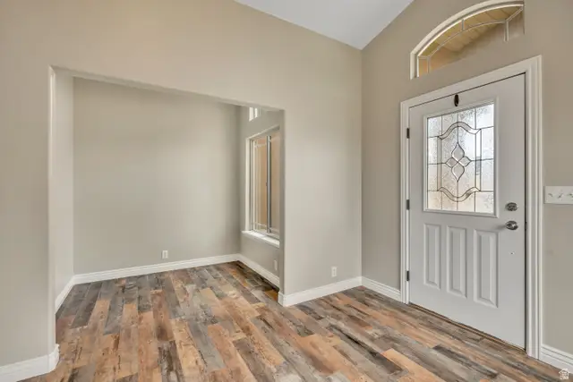 341 E Edgemont Dr S, North Salt Lake, UT 84054 - Image #2