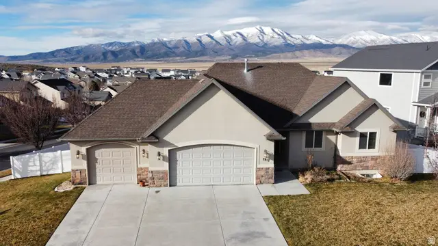 7817 N Blue Spruce Rd E, Eagle Mountain, UT 84005 - Image #1