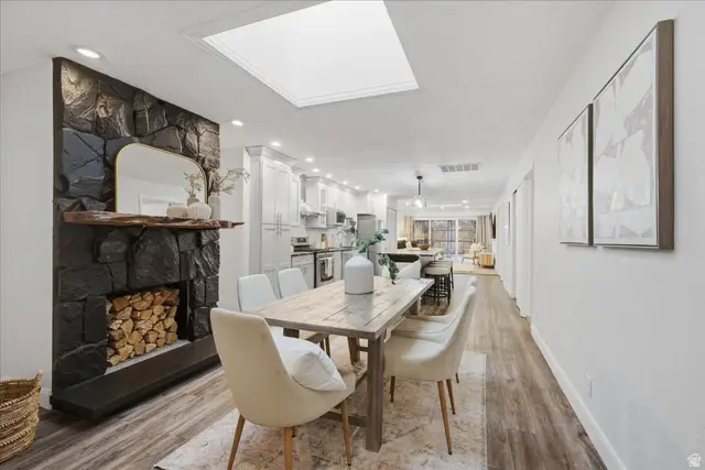 5988 S Monte Carlo Dr, Murray, UT 84121 - Image #2