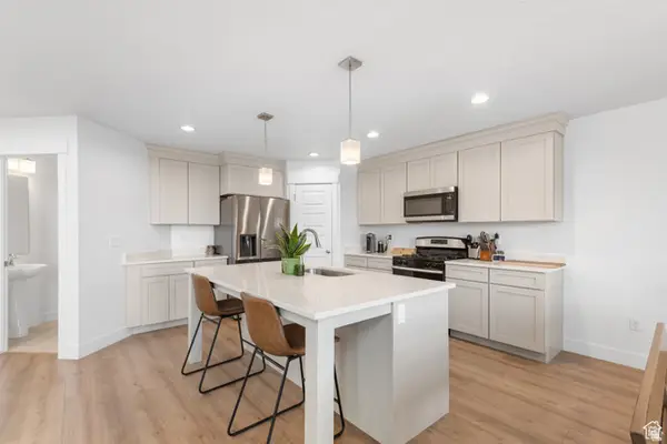 6542 W Ipswitch Way, Herriman, UT 84096