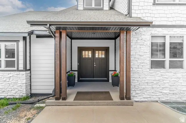 824 S Lakeview Dr, Garden City, UT 84028 - Image #1