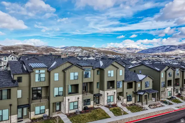 5081 W Snow Canyon Rd N, Mountain Green, UT 84050