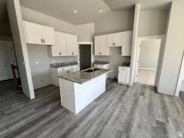 2349 E Sego Liliy Dr, Eagle Mountain, UT 84005 - Image #3